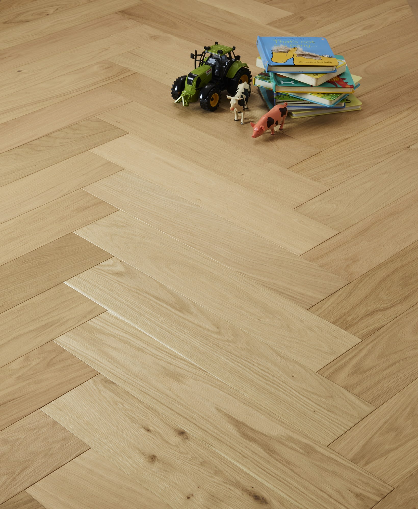Raw Silk Natural Oak Invisible Lacquered Herringbone Engineered Parquet Block - Image 2