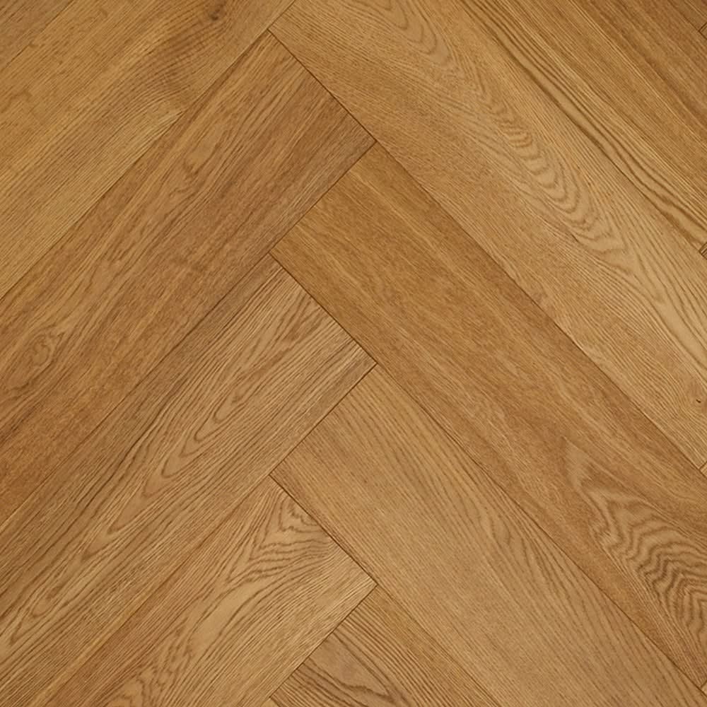 Brushed Natural Oak UV-Oiled Herringbone Engineered Parquet Block