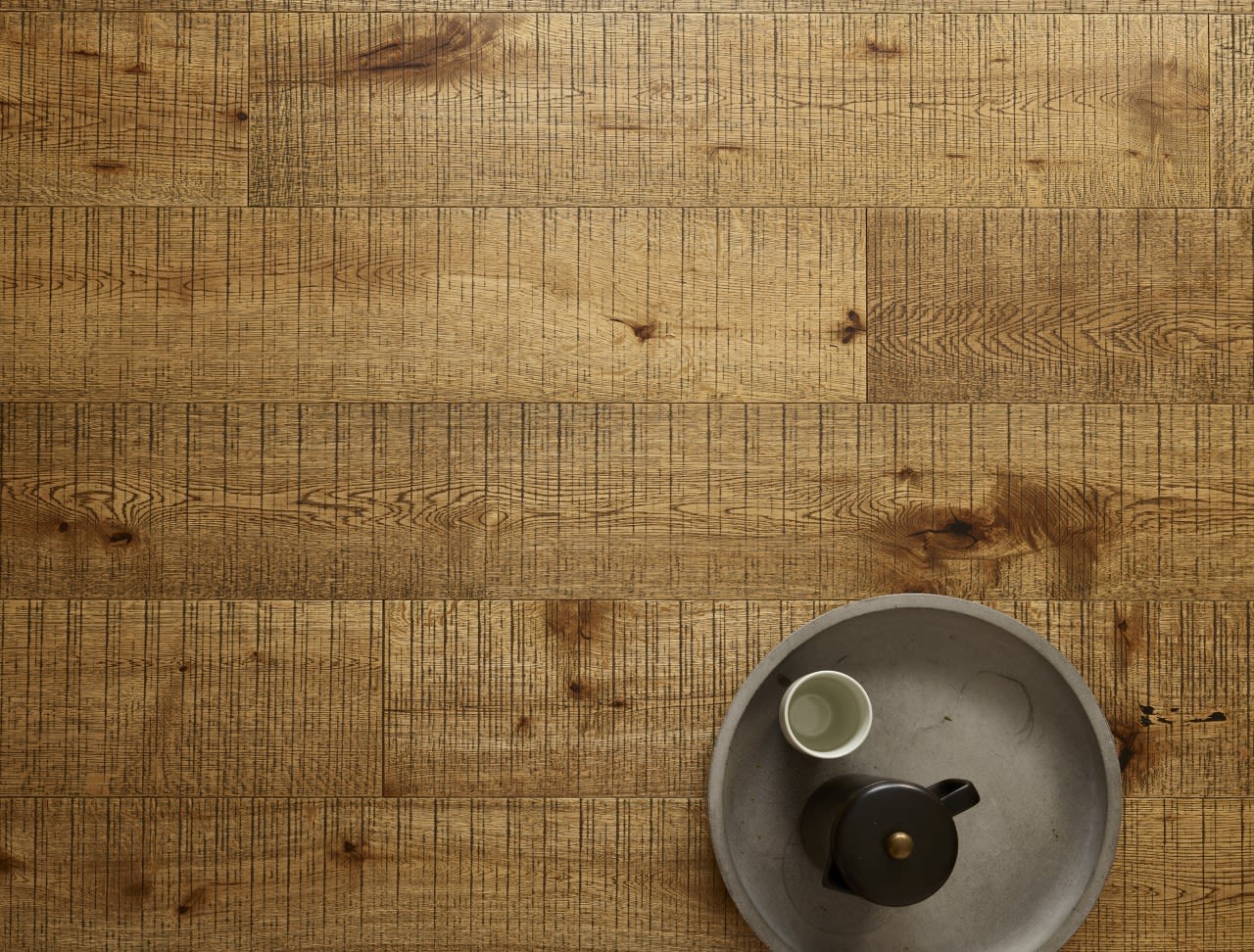 Bandsawn Golden Oak UV Oiled 190mm Hardwood Flooring