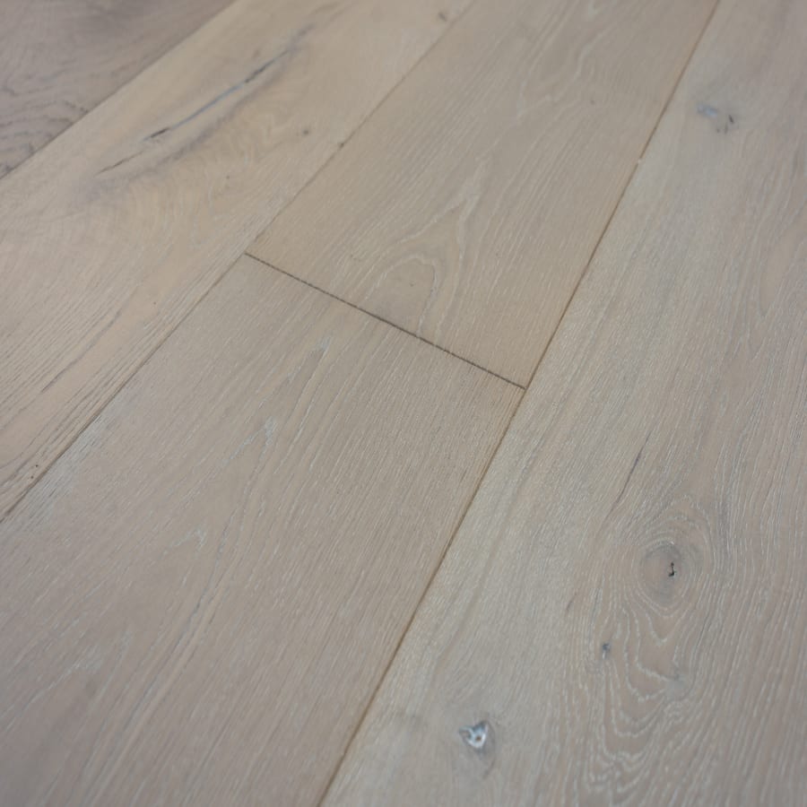 Dunnottar Rustic Oak Brushed & Matt Lacquered Hardwood Engineered Wood Flooring - Image 6