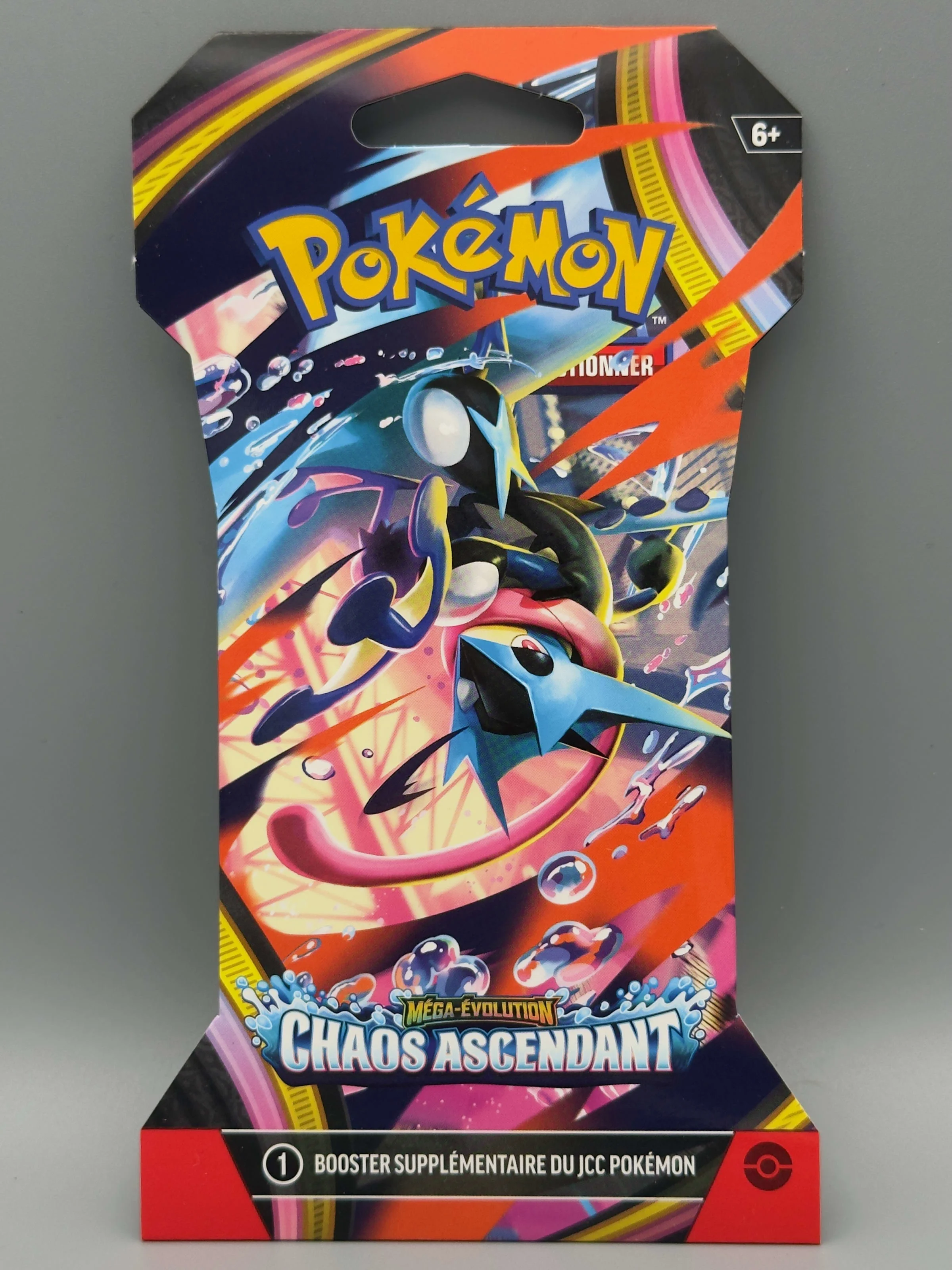 Booster blister Chaos Ascendant, illustration de Amphinobi
