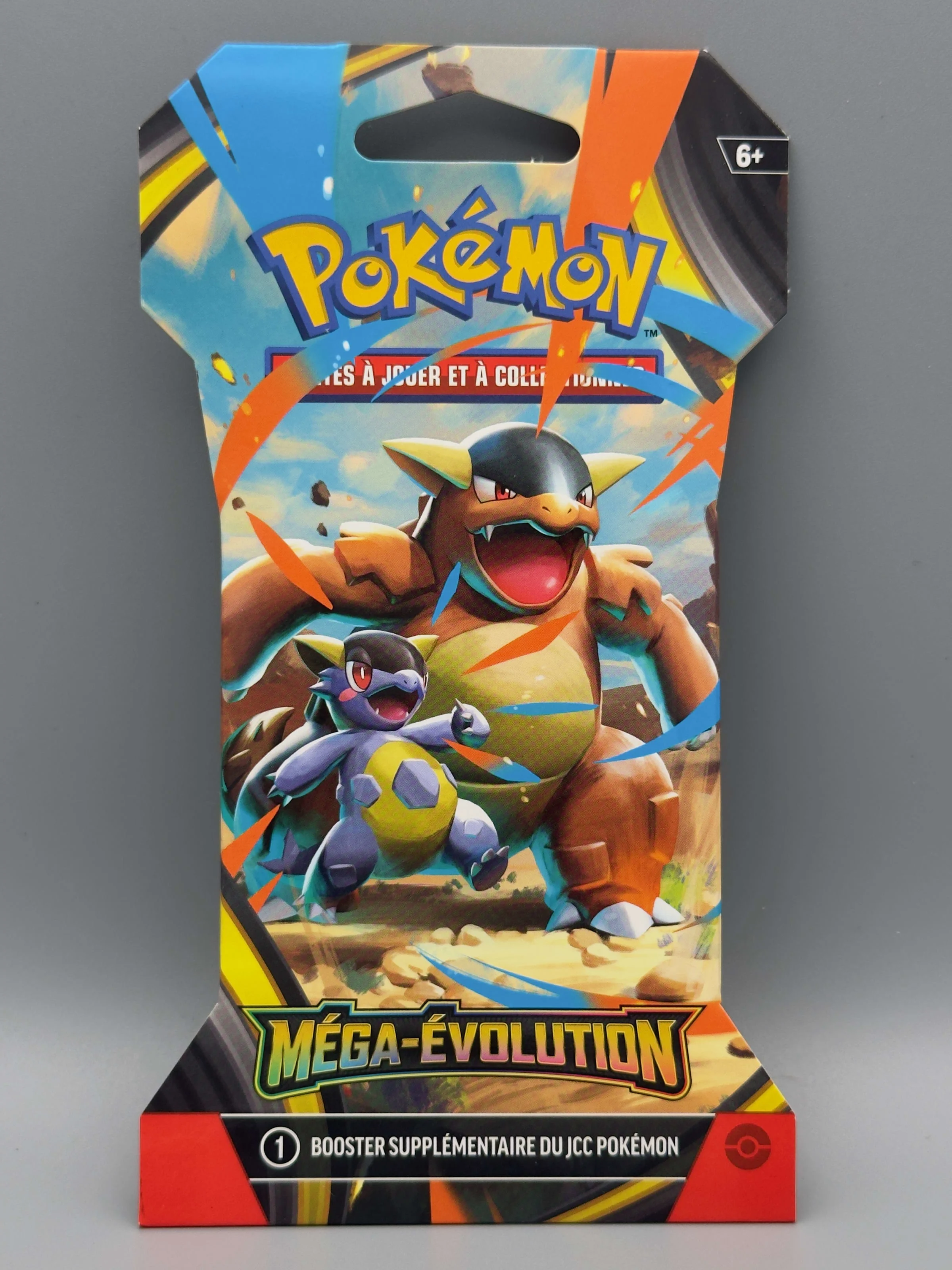 Booster blister Méga-Évolution, illustration de Nidoqueen et Nidorina.