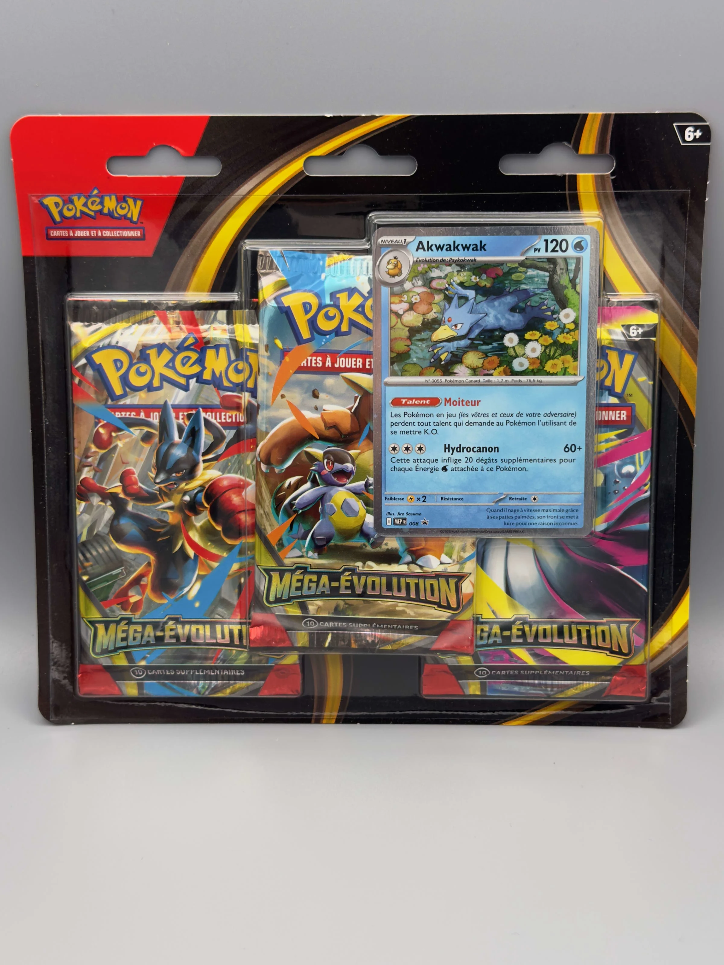 Tripack Pokémon Méga-Évolution avec une carte promo de Akwakwak
