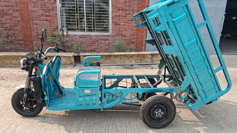 CARGO VAN(SANDI ELECTRINICS TRICYCLE.CO)