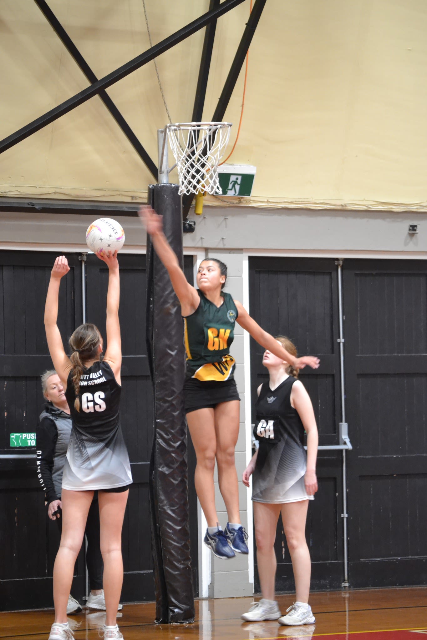 Whanganui High School Sports Exchange Hutt Valley High | Whanganui High ...