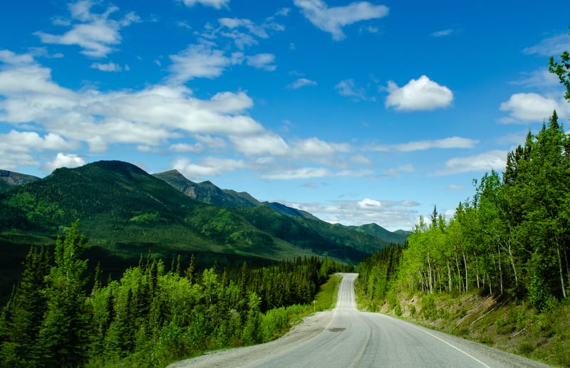 road running through the mountains