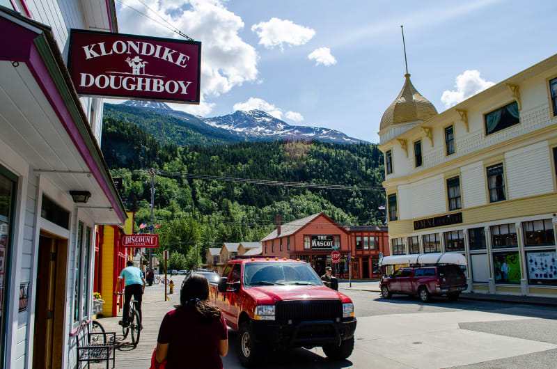 downtown skagway with mountains rising above