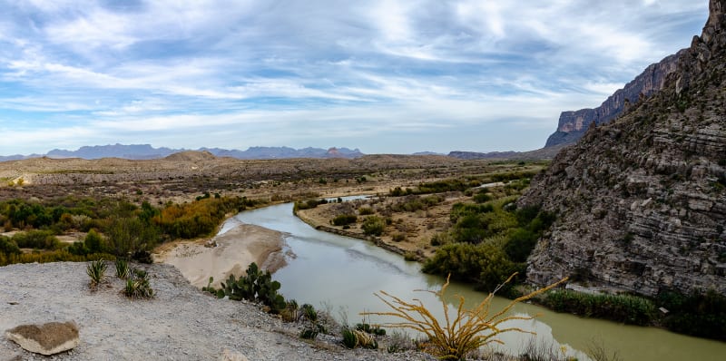 looking at the park from inside the canyon