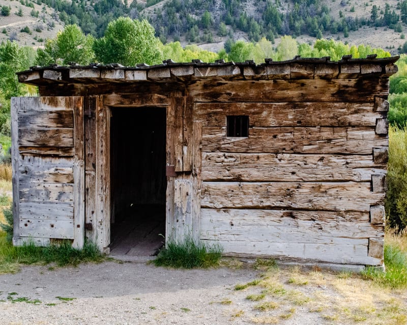 the first jail cell in montana