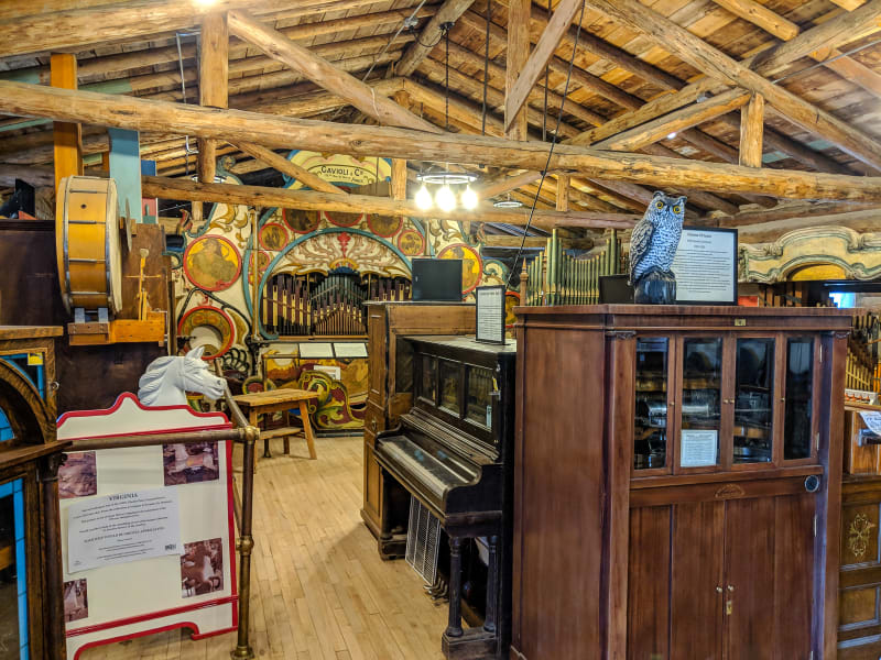 music machines at the nevada city music hall