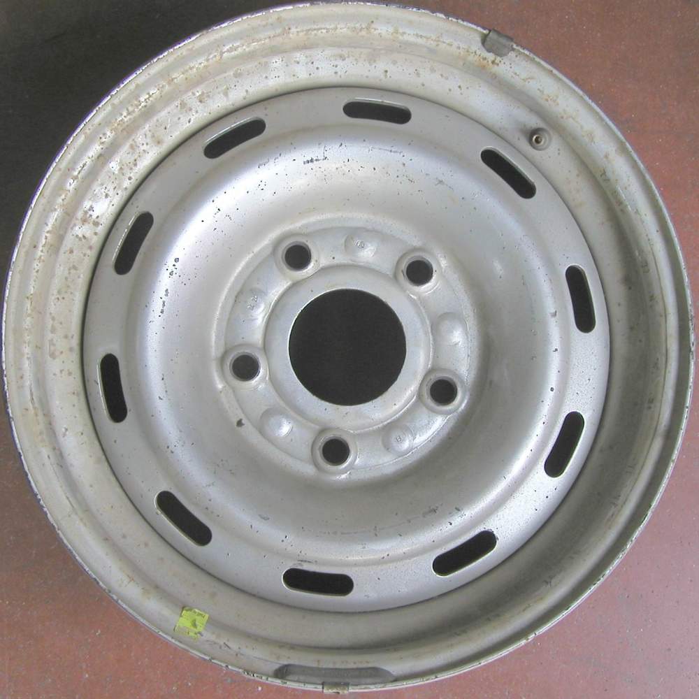 Dodge 600 1998-2003 16″ OEM Wheel