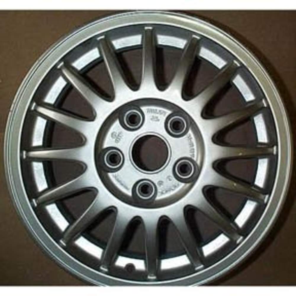 Audi 200 1991 15″ OEM Wheel