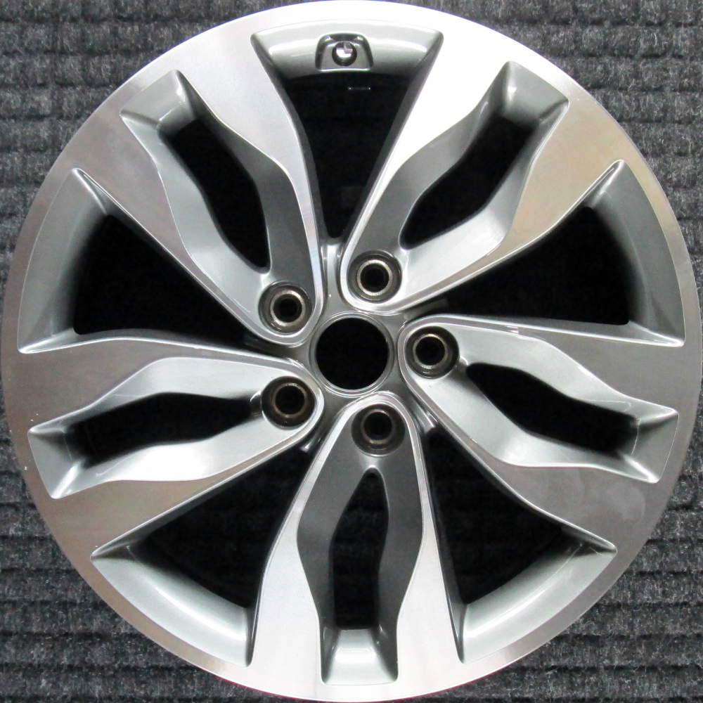 Kia Forte All Silver w// TPMS 17 inch OEM Wheel 2010-2012 529101M360 592101M3XX