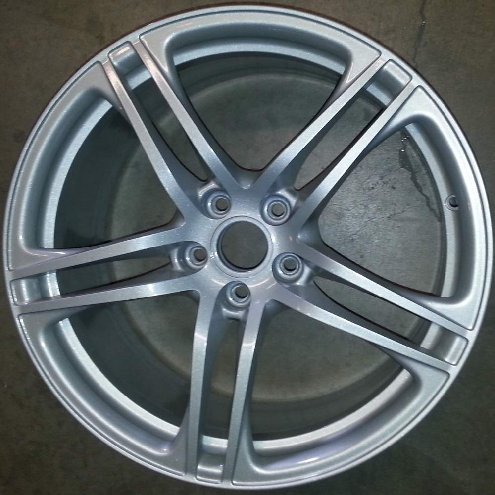 Audi R8 2011-2014 19″ Front OEM Wheel