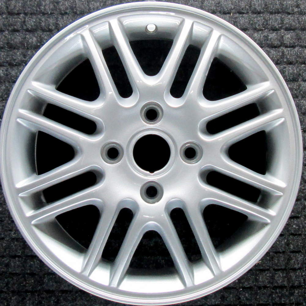 Ford Focus 2010-2011 15″ OEM Wheel