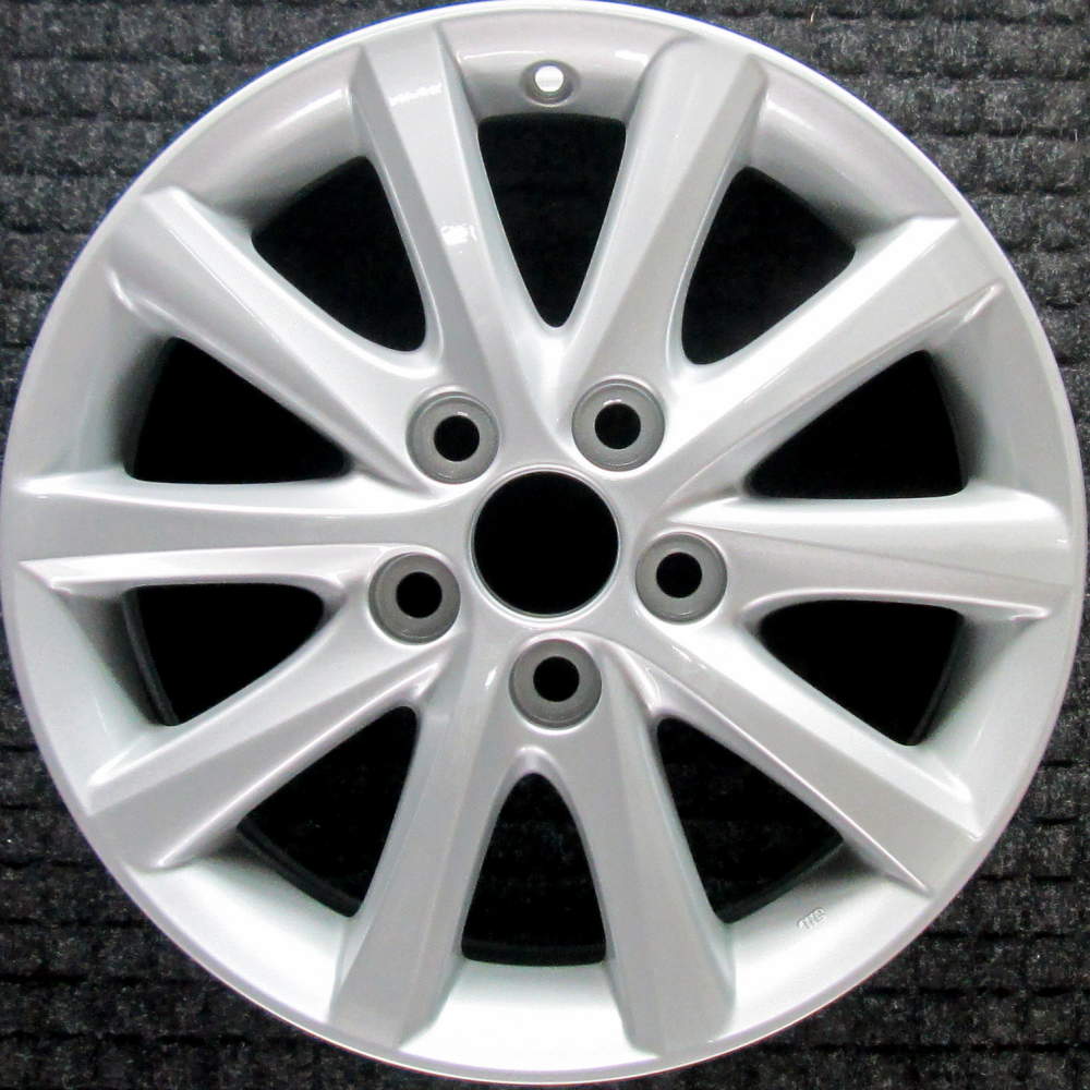 Toyota Camry 2010-2011 16″ OEM Wheel