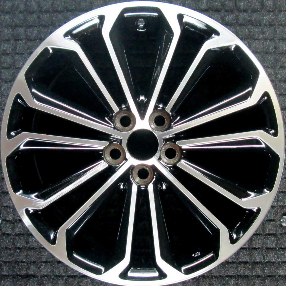 Toyota Corolla 2014-2016 17″ OEM Wheel Machined