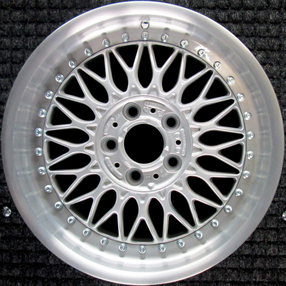 BMW 540i 1996-2004 17″ OEM Wheel Polished
