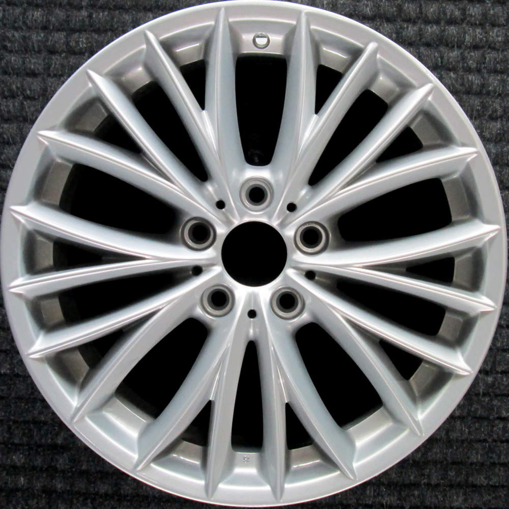 BMW 335is 2014 18″ OEM Wheel