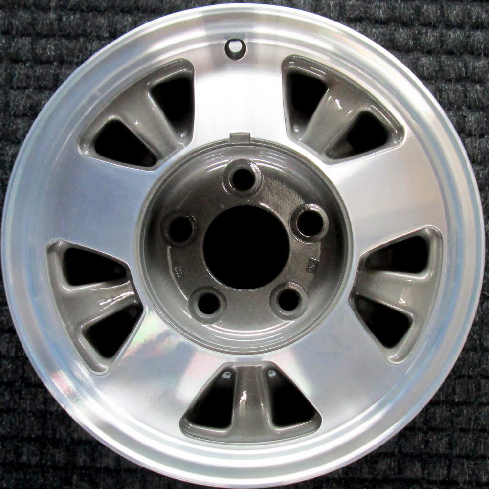 GMC Yukon 1995-1999 15″ Front OEM Wheel Machined