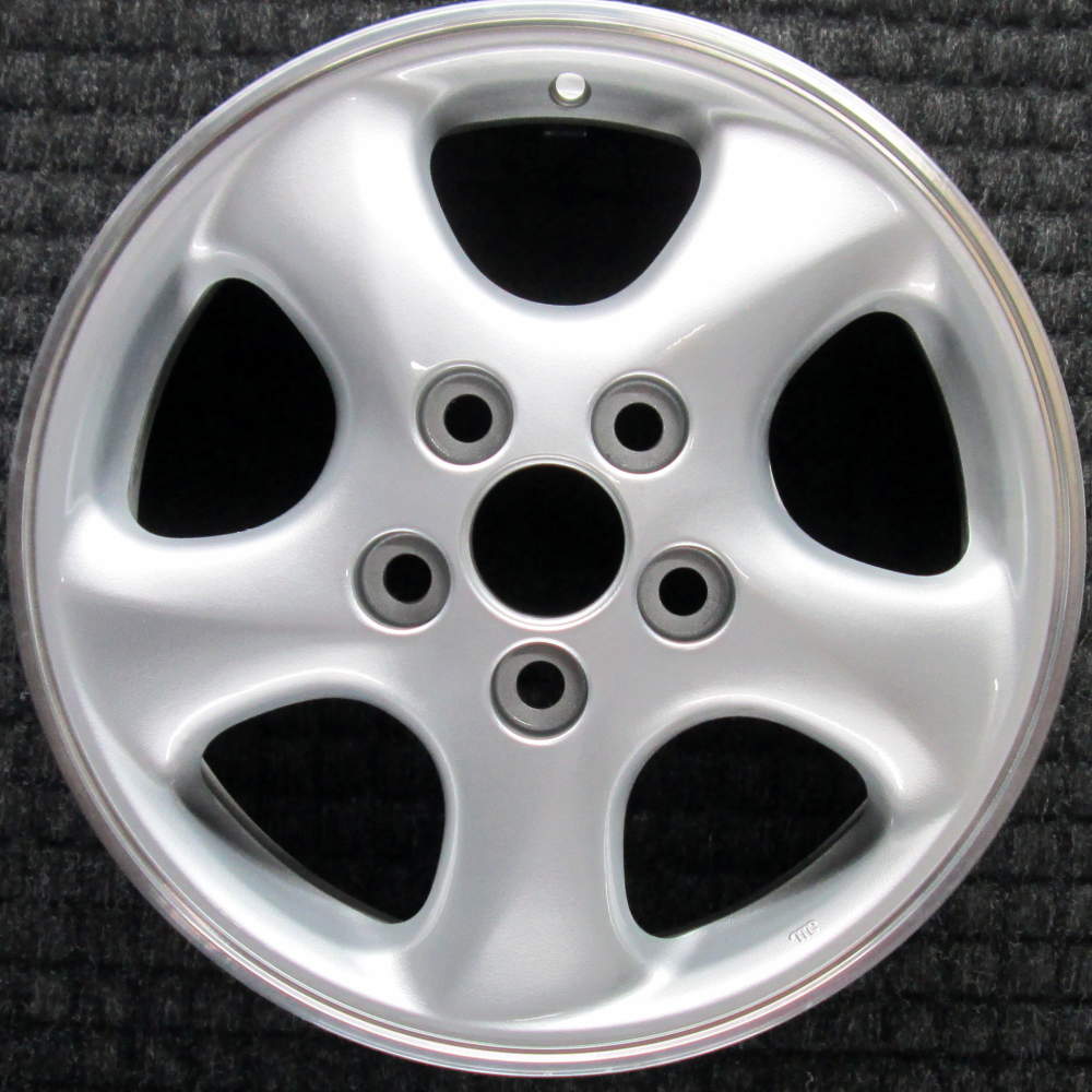 Lexus ES300 1997-2001 15″ OEM Wheel Machined