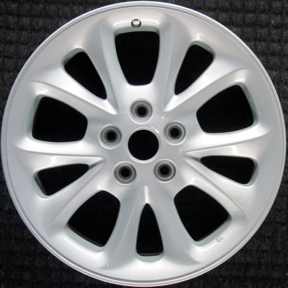 Chrysler LHS 1999-2001 17″ OEM Wheel