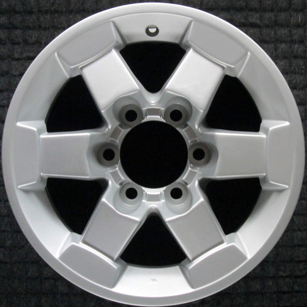 Toyota FJ Cruiser 2011-2014 16" OEM Wheel