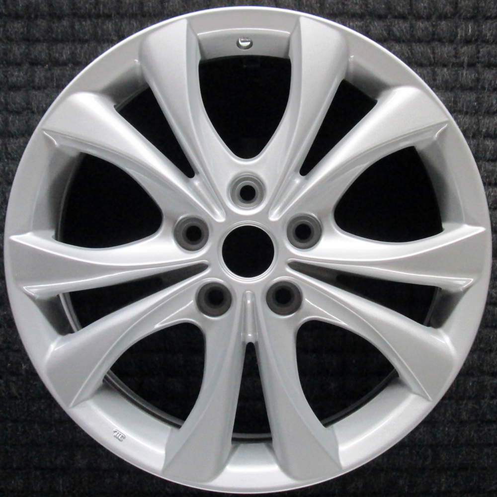 Mazda 3 2010-2012 17″ Replica Silver Wheel Rim