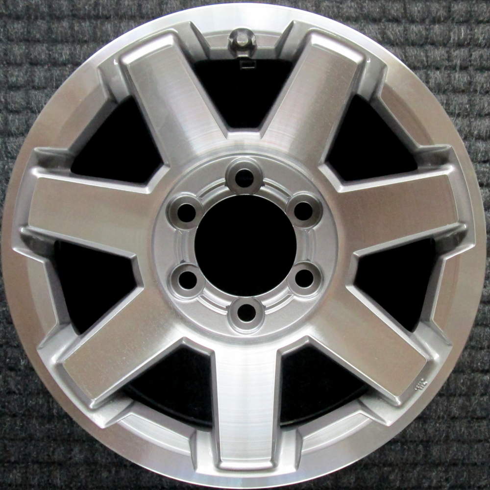 Toyota FJ Cruiser 2014 17″ OEM Wheel Machined