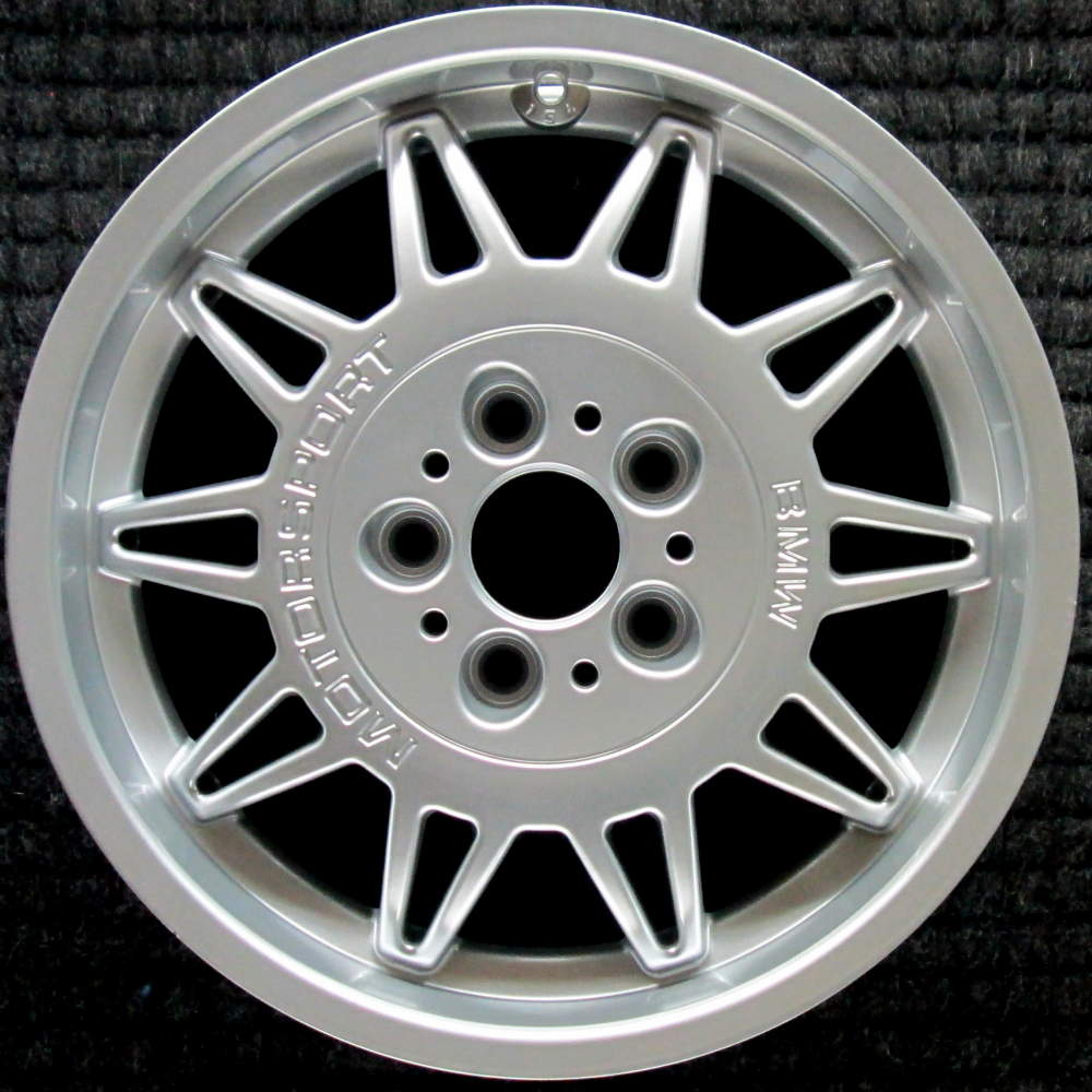 BMW M3 1994-1999 17″ OEM Wheel