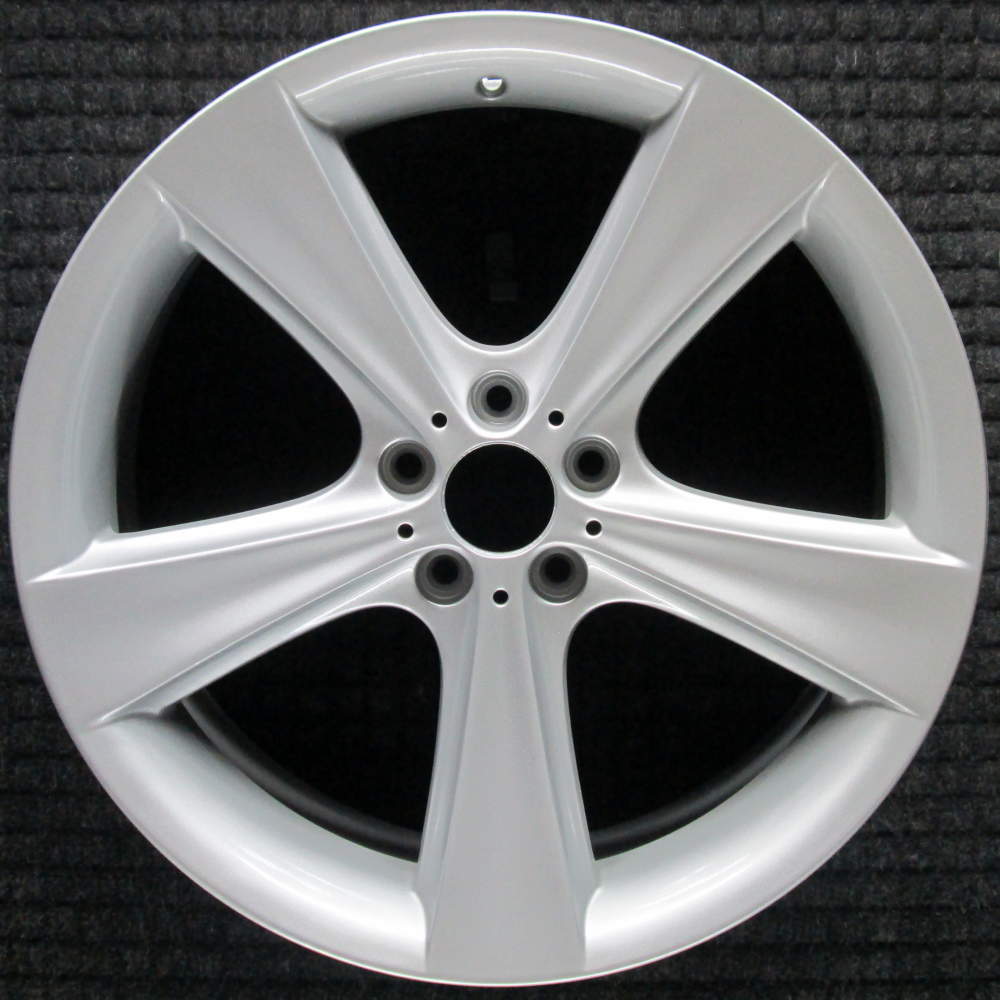 BMW 745i 2002-2005 21″ OEM Wheel All Silver
