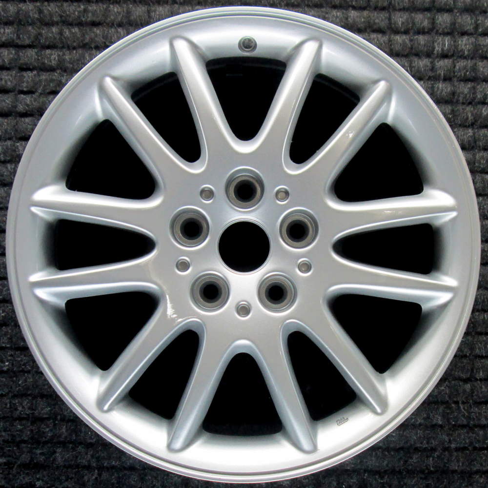 Chrysler LHS 1999-2001 17″ OEM Wheel