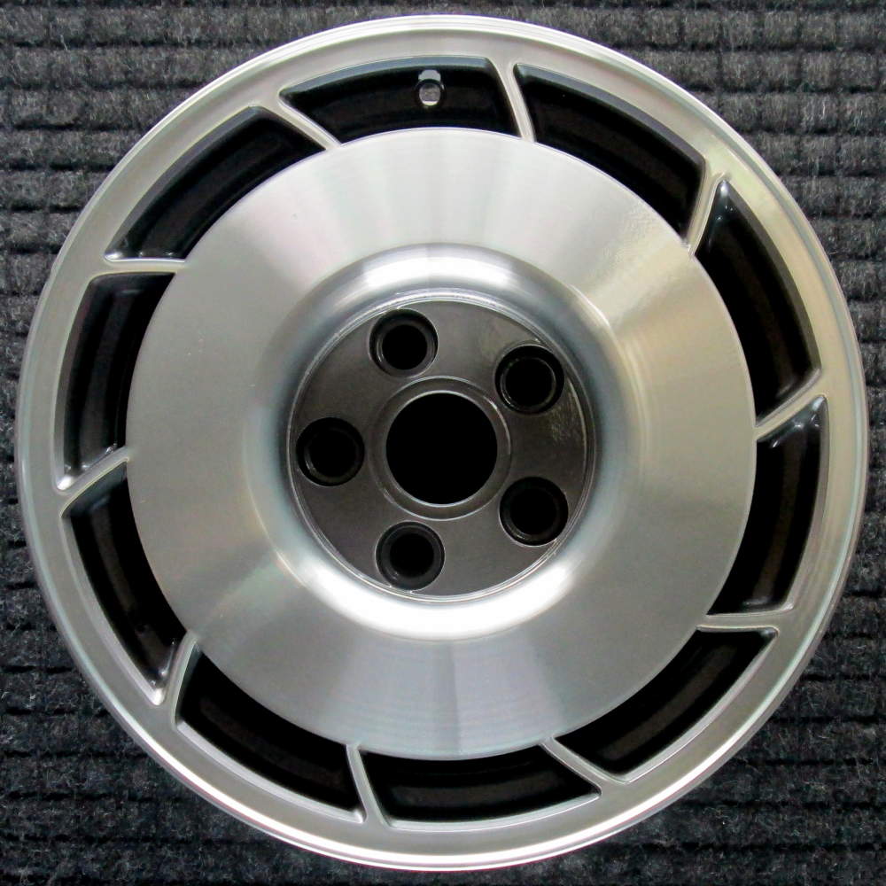 Chevrolet Corvette 1984-1987 16″ Rear OEM Wheel Machined