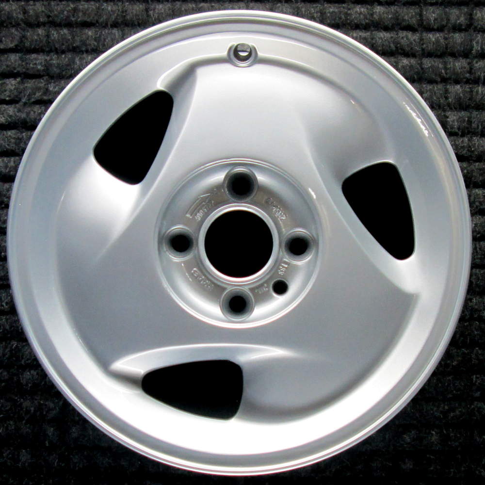 Saab 9000 1993-1995 15″ OEM Wheel