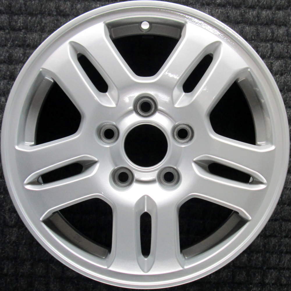 Honda CR-V 2002-2004 15″ OEM Wheel All Silver