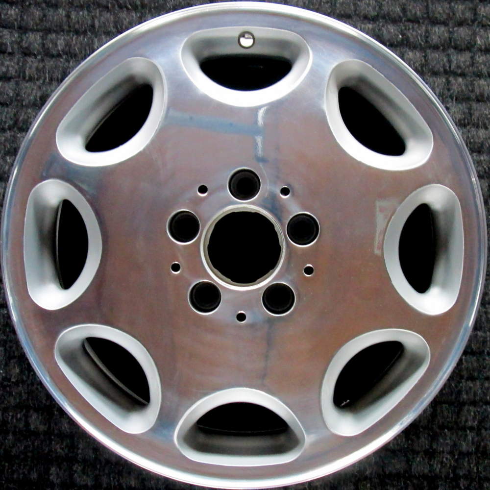 Mercedes-Benz S600 1994 16″ OEM Wheel Polished