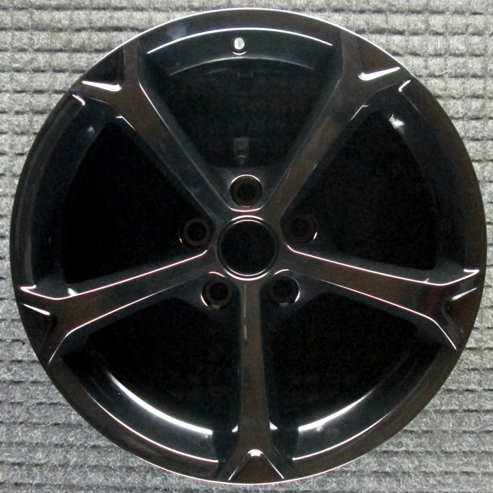 Chevrolet Corvette 2012 18″ OEM Wheel