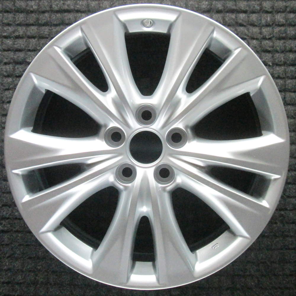 Toyota RAV4 2013-2015 18″ Replica Wheel