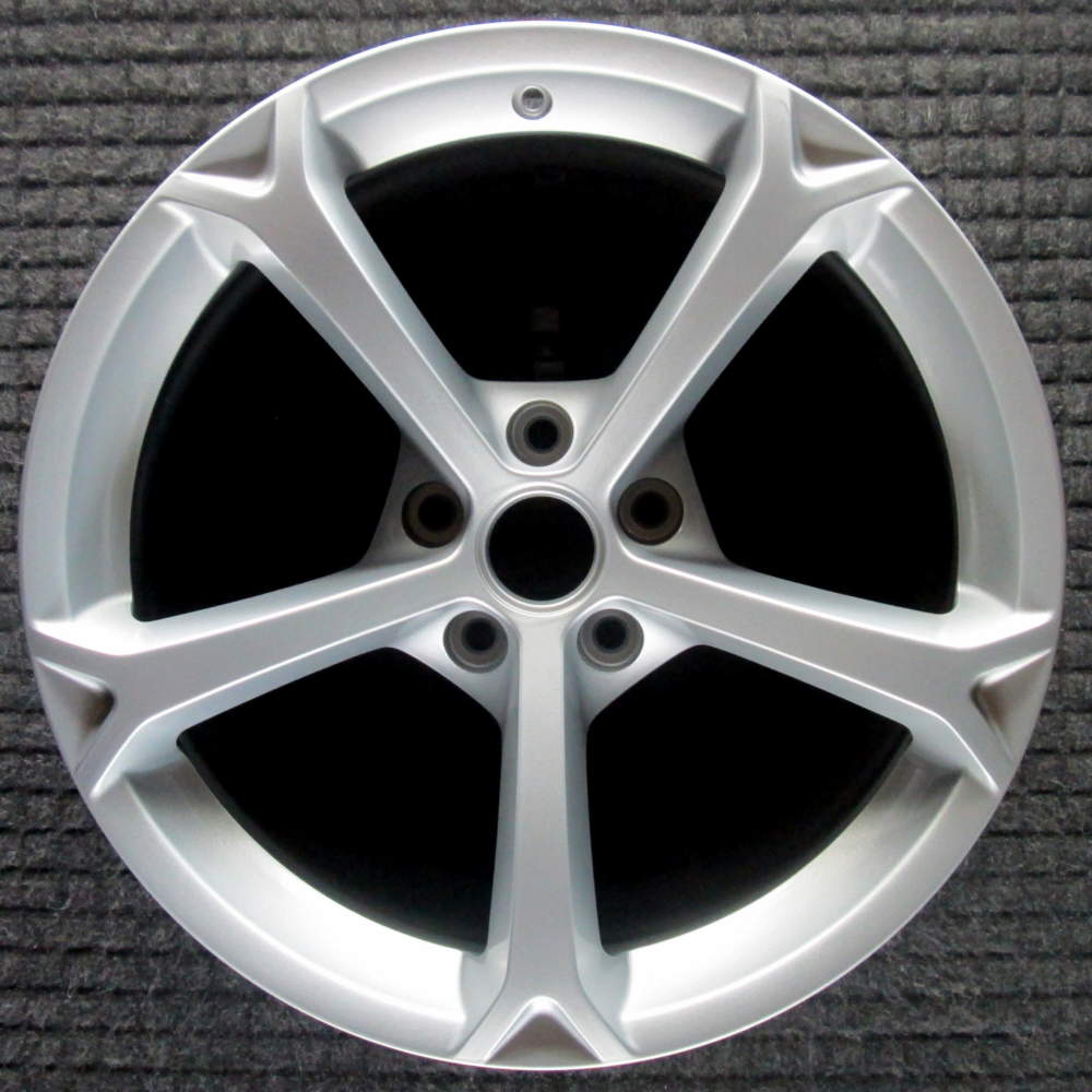 Chevrolet Corvette 2010-2012 18″ Front OEM Wheel