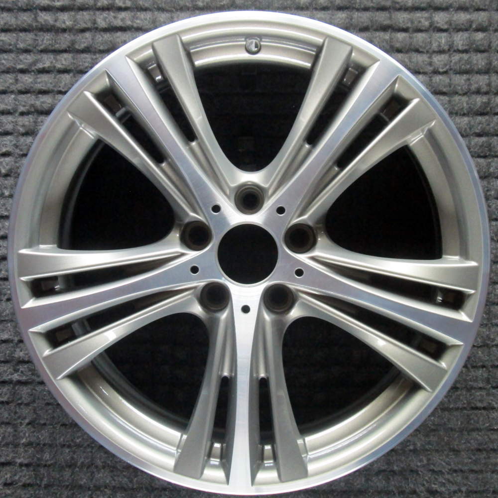 BMW 430i xDrive 2016-2021 19" Front OEM Wheel Machined