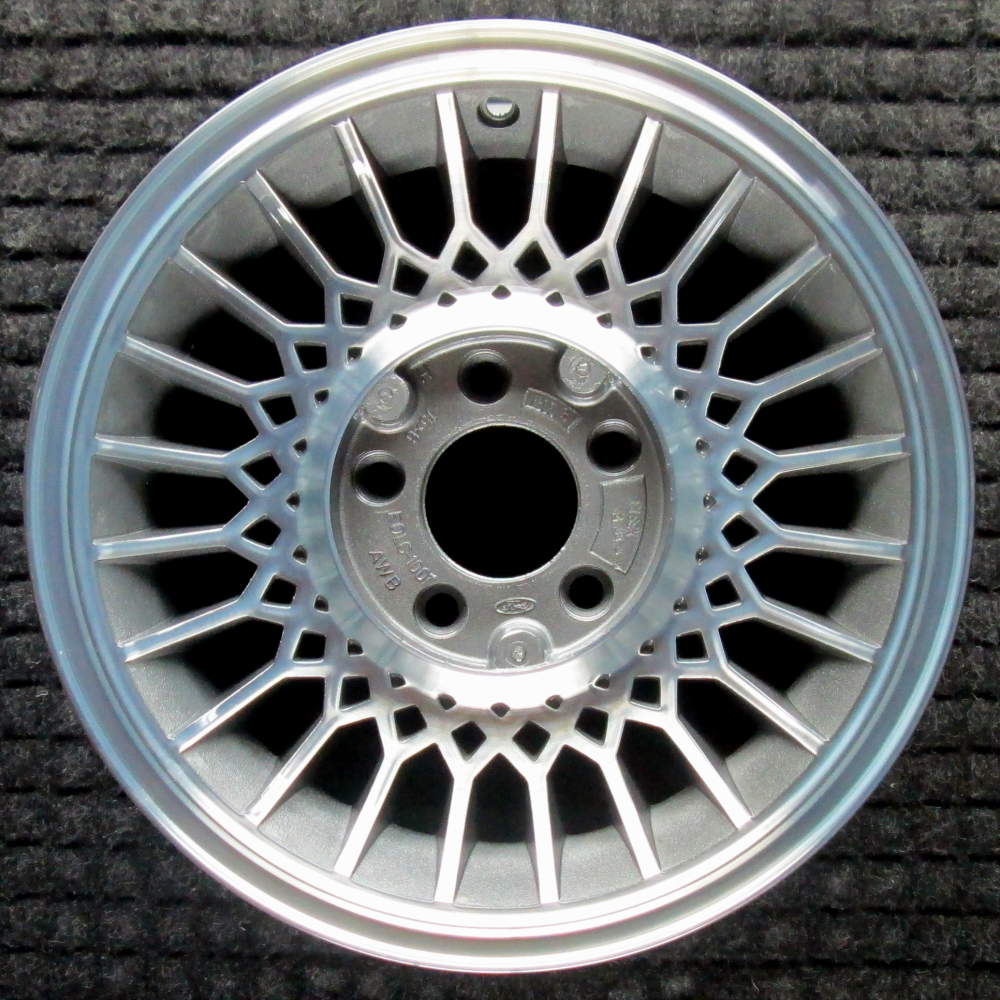 Lincoln Town Car 1980-1983 15″ OEM Wheel Machined