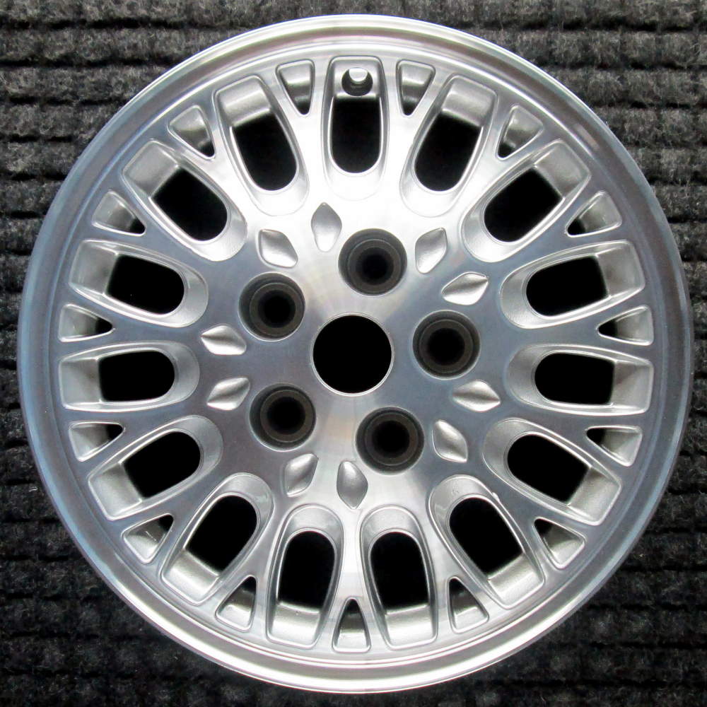 Chrysler LeBaron 1993-1995 15″ OEM Wheel Machined