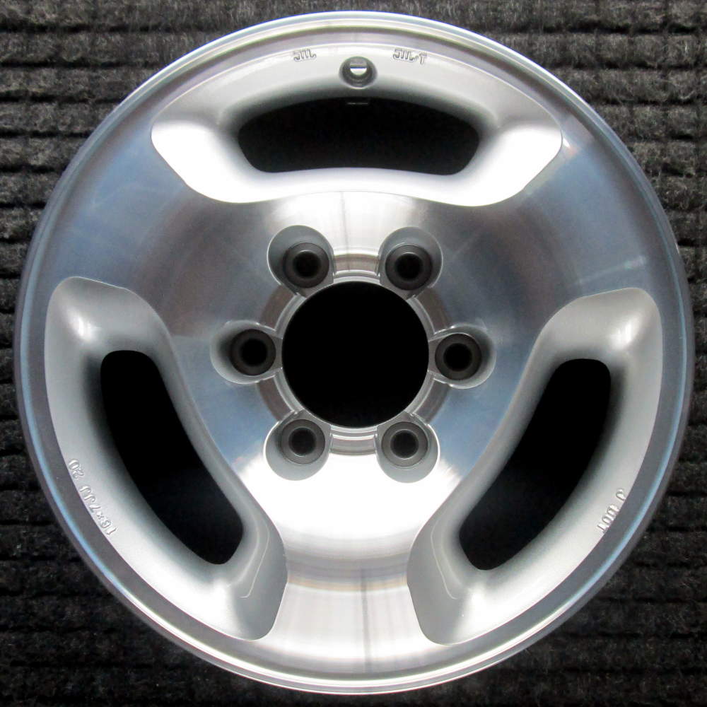 Infiniti QX4 1997-2002 16″ OEM Wheel Machined