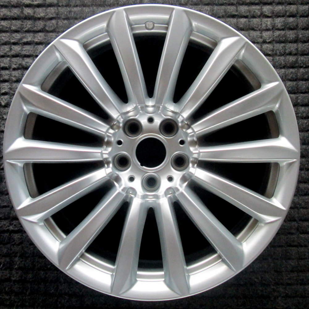 BMW 740i 2015-2022 19″ Rear OEM Wheel Rim