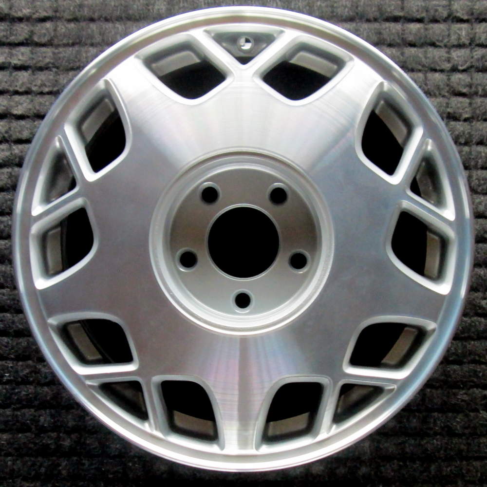 Cadillac DeVille 1995-1997 16″ OEM Wheel Machined