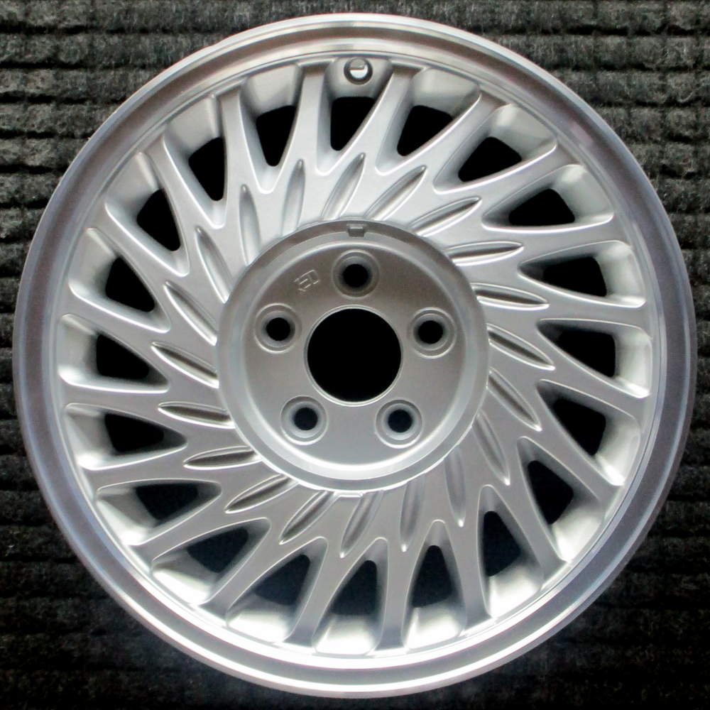 Lincoln Mark Series 1993-1998 16″ OEM Wheel Machined