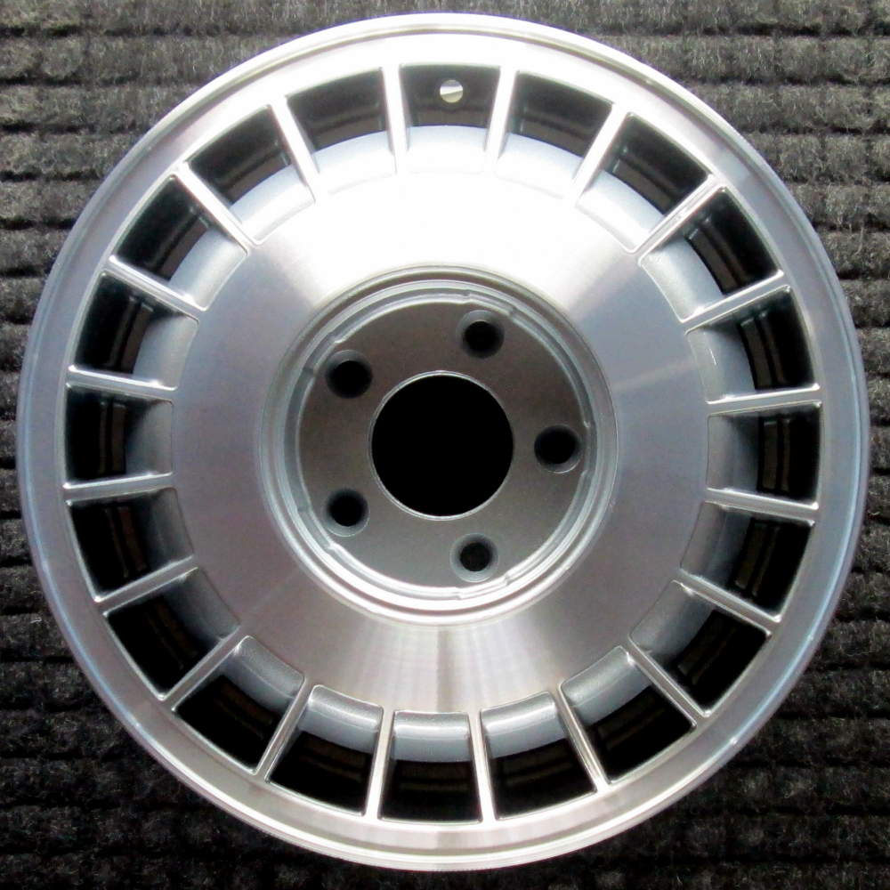 Cadillac DeVille 1985-1989 15″ OEM Wheel Machined