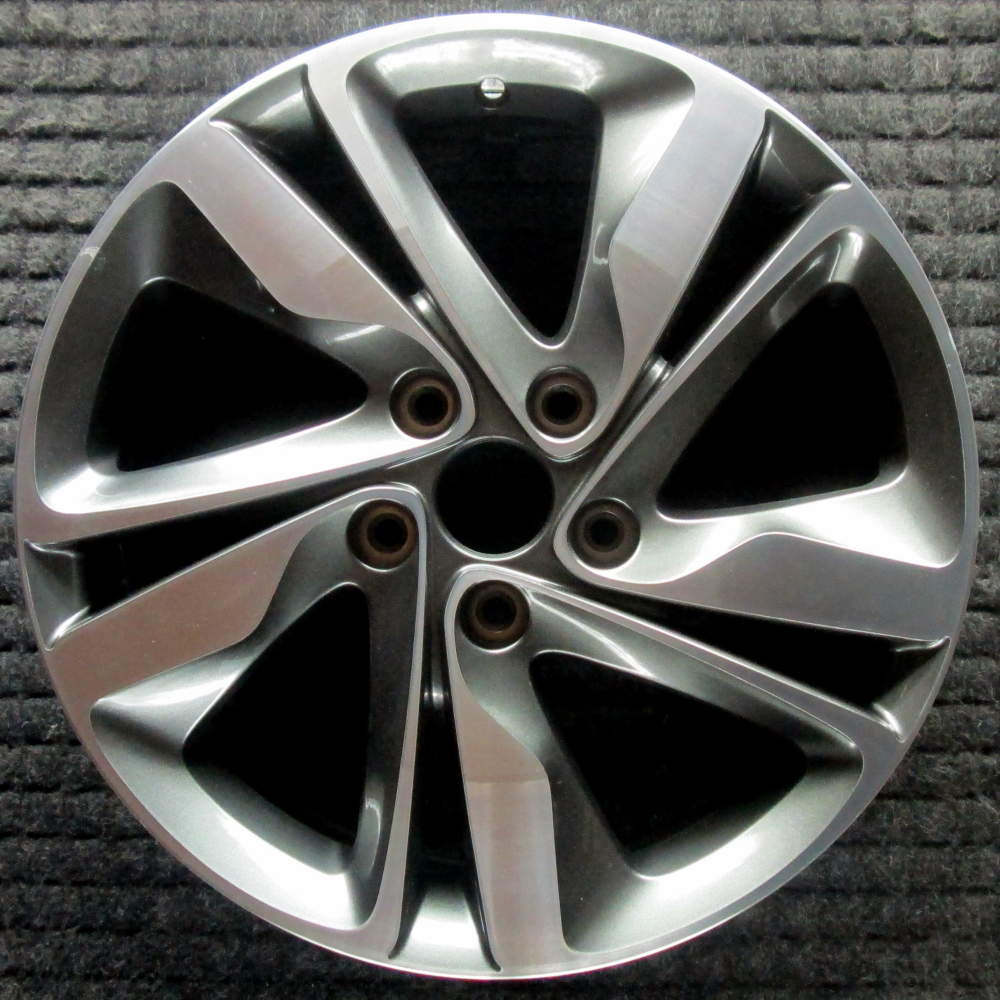 Hyundai Elantra Without TPMS 17 inch OEM Wheel 20142016  eBay