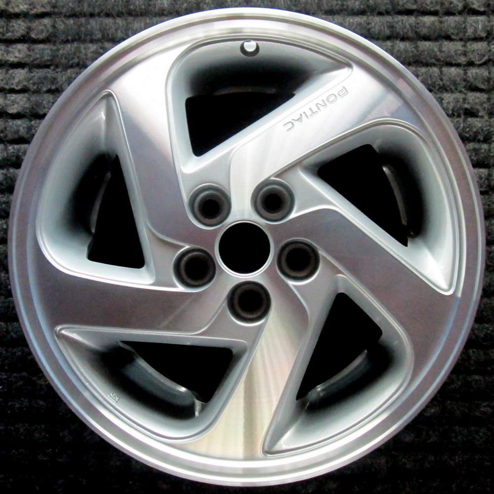 Pontiac Grand Am 1992-1998 16″ OEM Wheel Machined