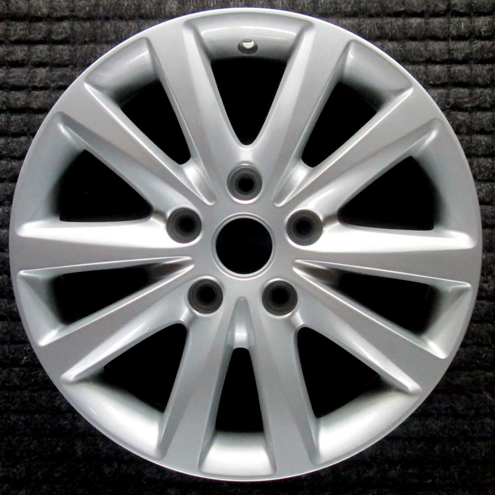 Chrysler Town and Country 2015-2016 17″ OEM Wheel